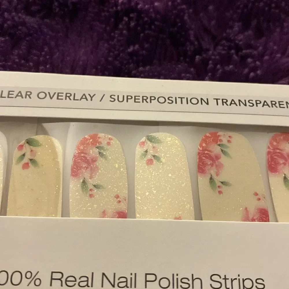 Color Street Real Nail Strips - Picture 2 of 3